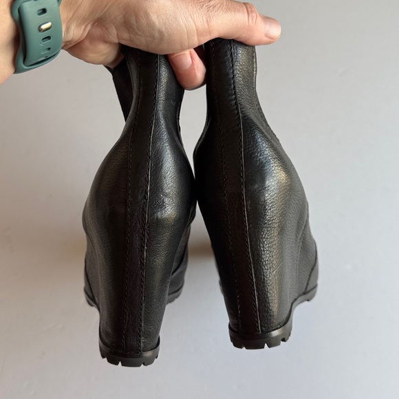 Kork-Ease Pilar ankle heel booties women’s 9.5 EUC - Picture 4 of 9